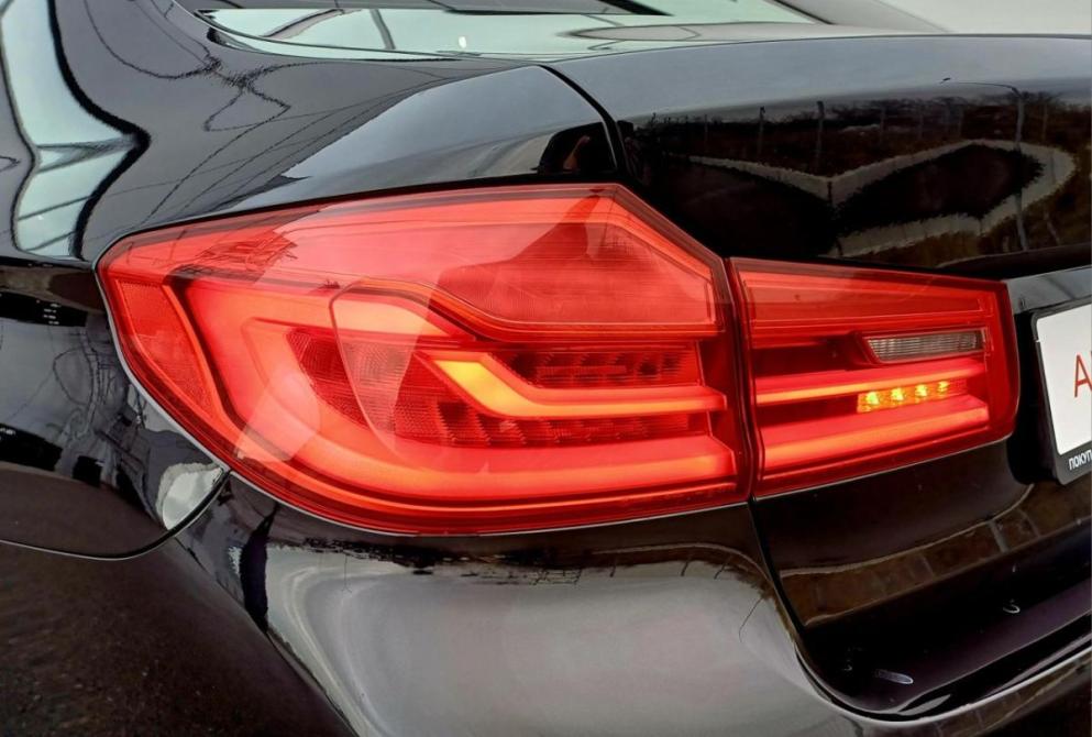 BMW 5 серии VI (F10/F11/F07) Рестайлинг Абакан  - изображение 8