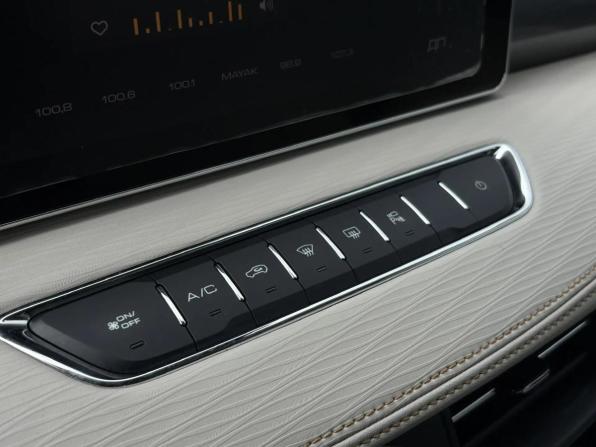Haval Jolion I Рестайлинг с пробегом 2024 года, цена 2 449 000 рублей, 24766 км, внедорожник, Автокод Объявления