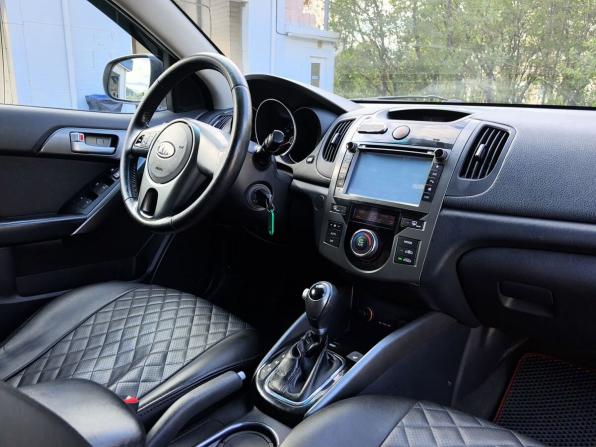 Kia Cerato II с пробегом 2012 года, цена 685 000 рублей, 229000 км, седан, Автокод Объявления
