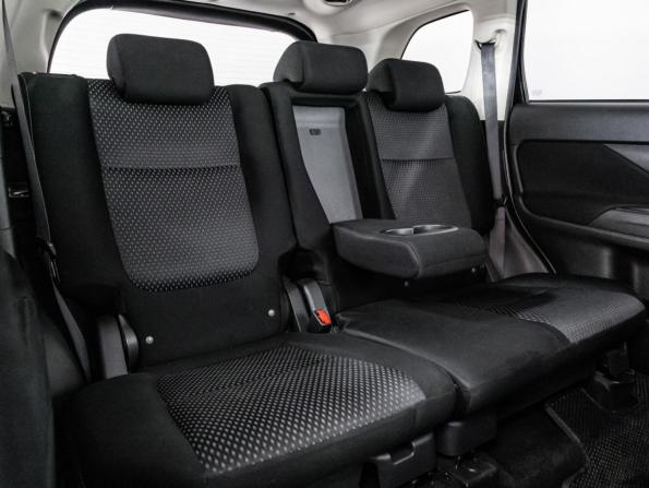 Mitsubishi Outlander III Рестайлинг 2 с пробегом 2016 года, цена 1 610 000 рублей, 161943 км, внедорожник, Автокод Объявления
