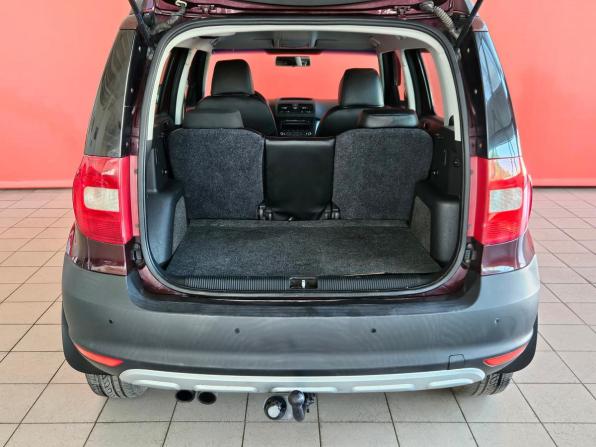 Skoda Yeti I с пробегом 2010 года, цена 690 000 рублей, 263517 км, внедорожник, Автокод Объявления