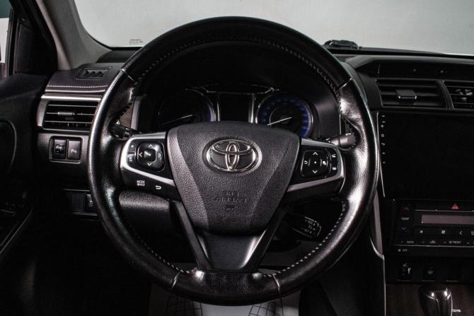 Toyota Camry VII (XV50) Рестайлинг с пробегом 2015 года, цена 1 599 000 рублей, 230700 км, седан, Автокод Объявления
