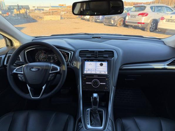 Ford Mondeo V с пробегом 2017 года, цена 1 375 000 рублей, 187000 км, седан, Автокод Объявления