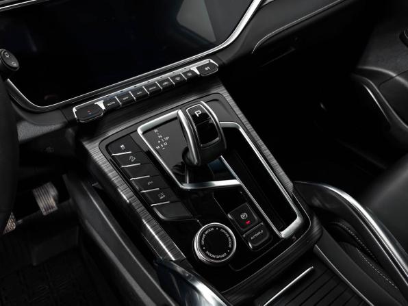 Geely Atlas Pro с пробегом 2023 года, цена 1 978 900 рублей, 54253 км, внедорожник, Автокод Объявления