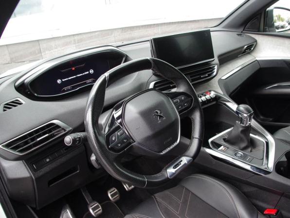 Peugeot 3008 II Рестайлинг с пробегом 2021 года, цена 1 980 000 рублей, 81000 км, внедорожник, Автокод Объявления