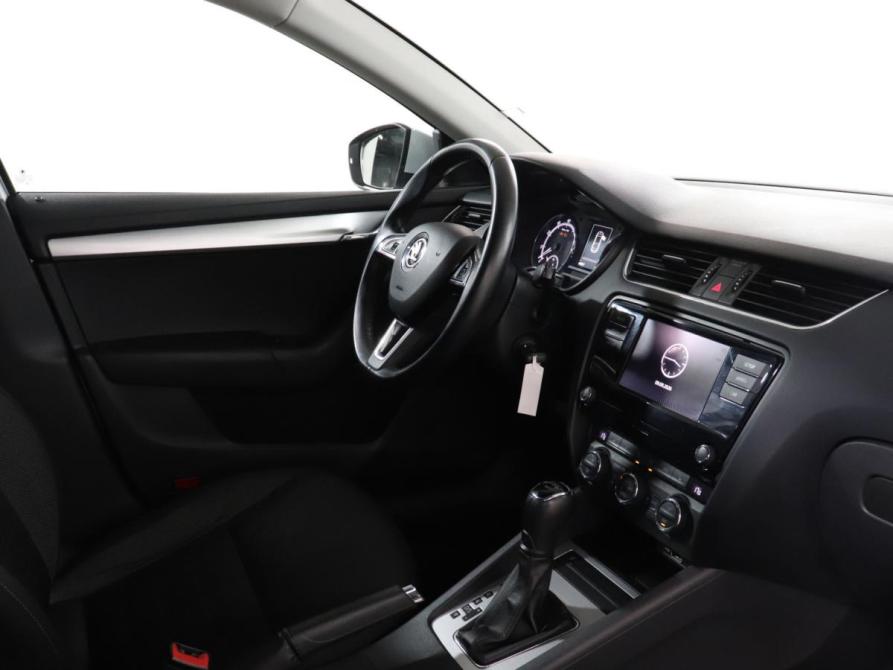 Skoda Octavia III (A7) Рестайлинг Москва  - изображение 9