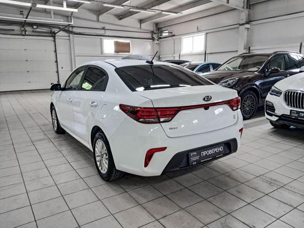 Kia Rio IV с пробегом 2020 года, цена 1 490 000 рублей, 123360 км, седан, Автокод Объявления