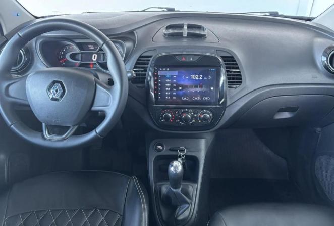 Renault Kaptur I с пробегом 2017 года, цена 1 350 000 рублей, 73858 км, внедорожник, Автокод Объявления