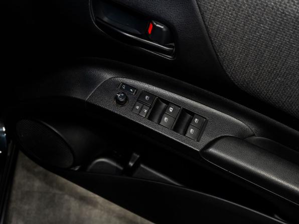 Toyota Sienta II Рестайлинг с пробегом 2020 года, цена 1 360 000 рублей, 125870 км, компактвэн, Автокод Объявления