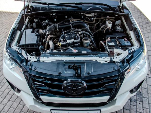 Toyota Fortuner II с пробегом 2018 года, цена 3 700 000 рублей, 132087 км, внедорожник, Автокод Объявления