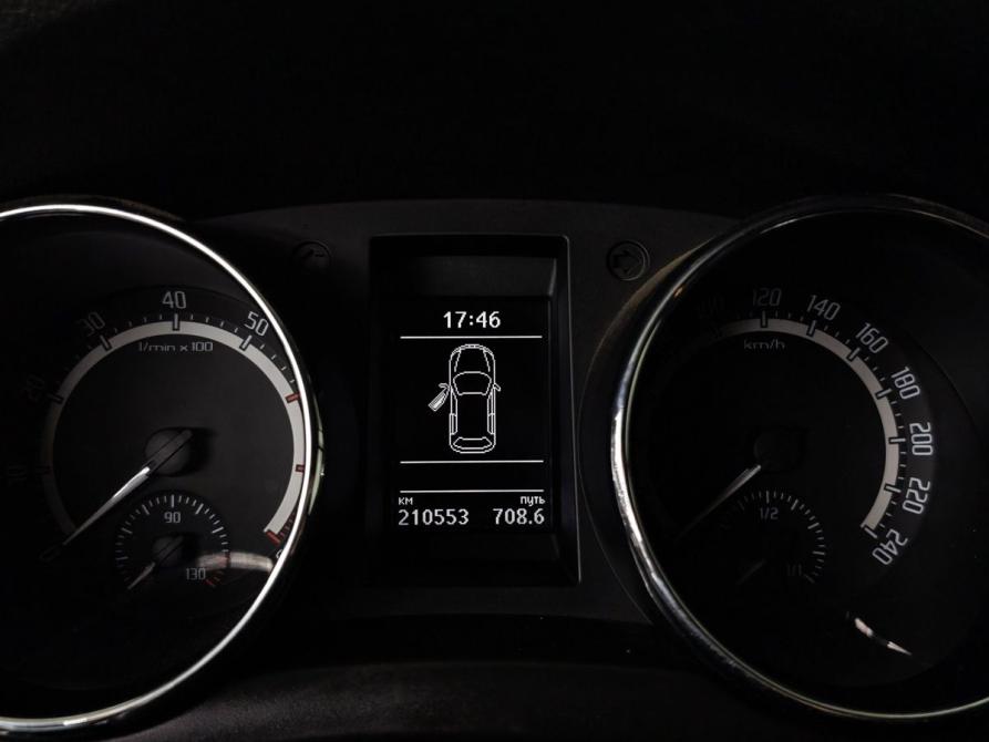 Skoda Yeti I Рестайлинг Москва  - изображение 17
