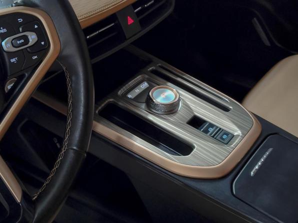Haval Jolion I с пробегом 2023 года, цена 1 620 000 рублей, 77618 км, внедорожник, Автокод Объявления