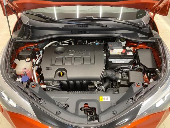 Toyota C-HR I с пробегом 2019 года, цена 2 200 000 рублей, 110777 км, внедорожник, Автокод Объявления