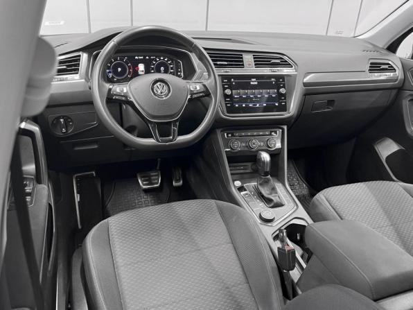 Volkswagen Tiguan II с пробегом 2021 года, цена 3 149 000 рублей, 93685 км, внедорожник, Автокод Объявления