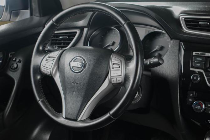 Nissan Qashqai II с пробегом 2017 года, цена 1 659 000 рублей, 210000 км, внедорожник, Автокод Объявления