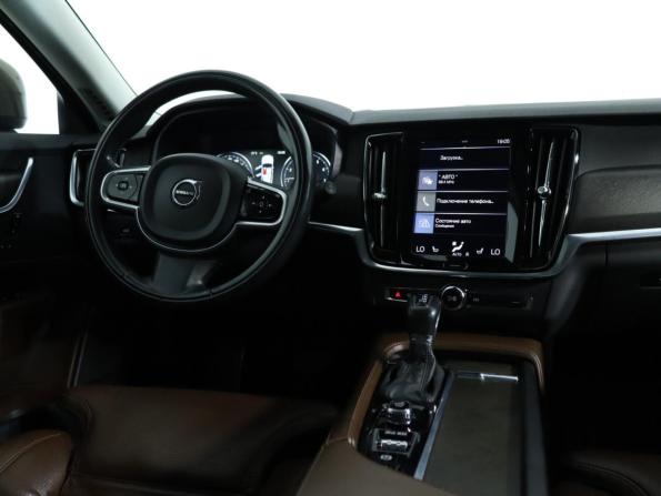 Volvo V90 Cross Country I с пробегом 2017 года, цена 3 280 000 рублей, 130000 км, универсал, Автокод Объявления