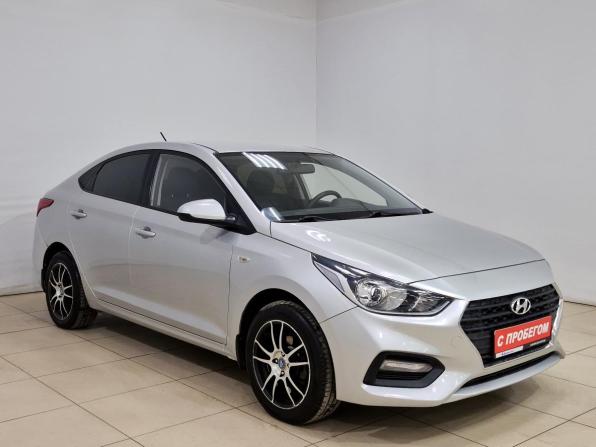 Hyundai Solaris II с пробегом 2018 года, цена 1 095 000 рублей, 153379 км, седан, Автокод Объявления