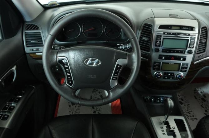 Hyundai Santa Fe II Рестайлинг с пробегом 2011 года, цена 1 299 000 рублей, 260000 км, внедорожник, Автокод Объявления