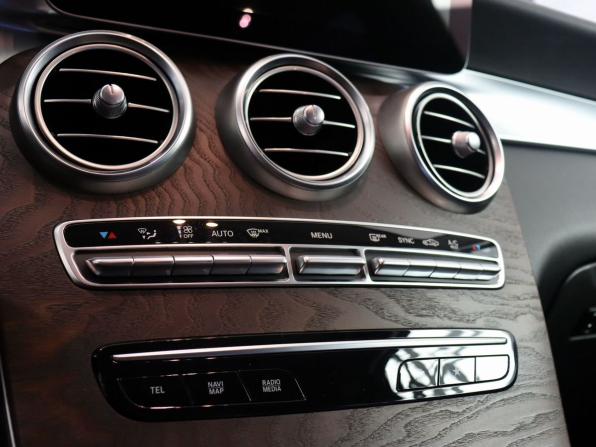 Mercedes-Benz GLC I (X253) Рестайлинг с пробегом 2019 года, цена 4 640 000 рублей, 94677 км, внедорожник, Автокод Объявления