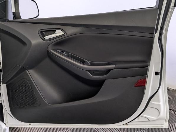 Ford Focus III Рестайлинг с пробегом 2018 года, цена 1 090 000 рублей, 105035 км, хэтчбек, Автокод Объявления