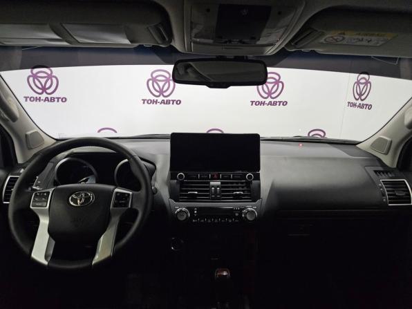 Toyota Land Cruiser Prado 150 Series Рестайлинг 1 с пробегом 2014 года, цена 3 561 000 рублей, 141776 км, внедорожник, Автокод Объявления