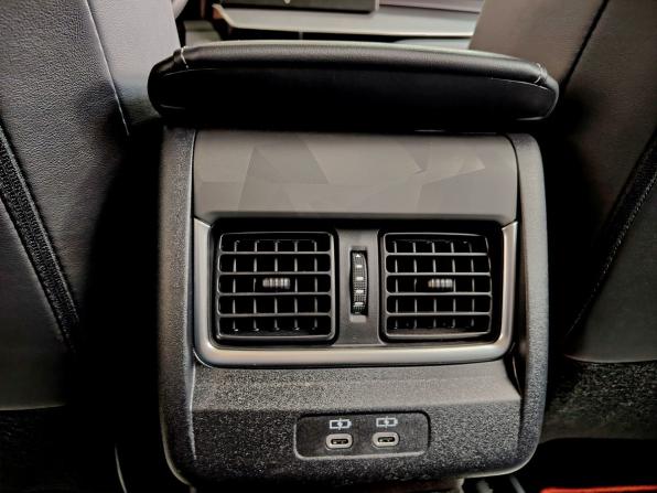 Новый Toyota Camry IX (XV80) China Market 2026 года, цена 4 712 000 рублей, седан, Автокод Объявления