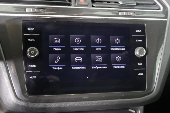 Volkswagen Tiguan II Рестайлинг с пробегом 2020 года, цена 2 079 990 рублей, 155534 км, внедорожник, Автокод Объявления