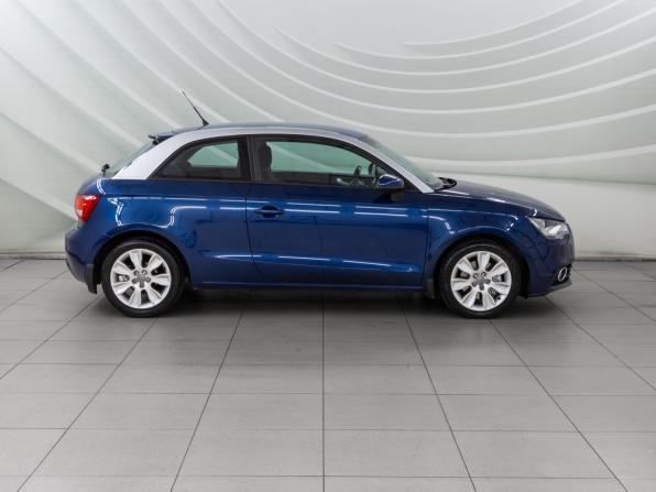 Audi A1 I (8X) с пробегом 2011 года, цена 998 000 рублей, 120104 км, хэтчбек, Автокод Объявления