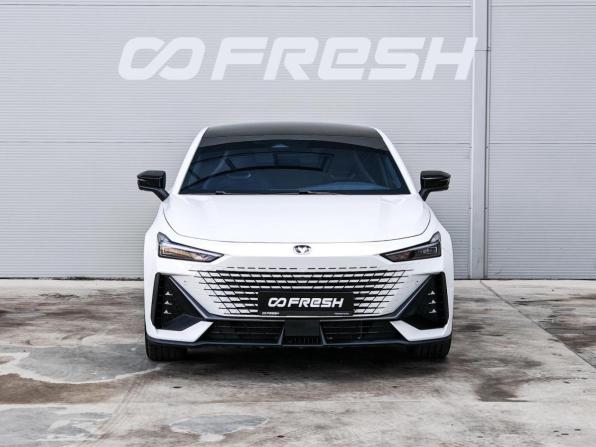 Changan UNI-V I с пробегом 2024 года, цена 2 445 000 рублей, 23622 км, лифтбек, Автокод Объявления