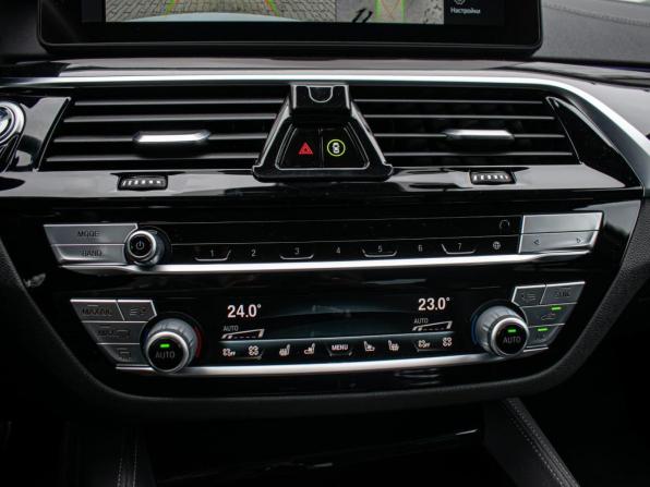 BMW 5 серии VII (G30/G31/G38) Рестайлинг с пробегом 2021 года, цена 5 830 000 рублей, 43525 км, седан, Автокод Объявления