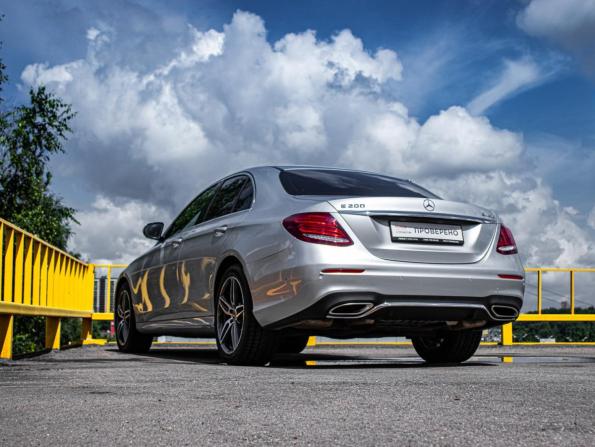 Mercedes-Benz E-Класс V (W213 S213 C238) с пробегом 2018 года, цена 3 399 000 рублей, 70035 км, седан, Автокод Объявления