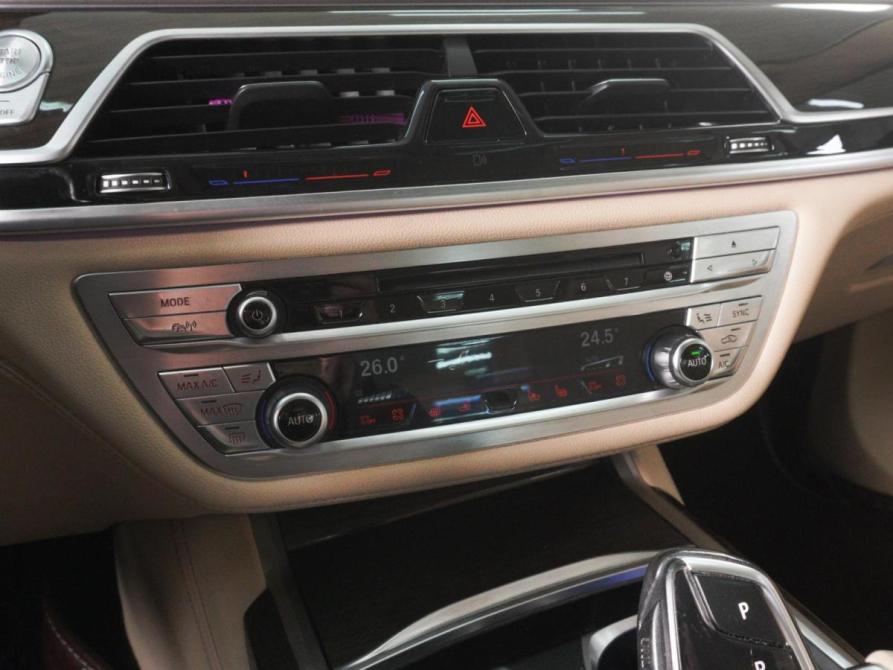 BMW 7 серии VI (G11/G12) Минеральные Воды  - изображение 17