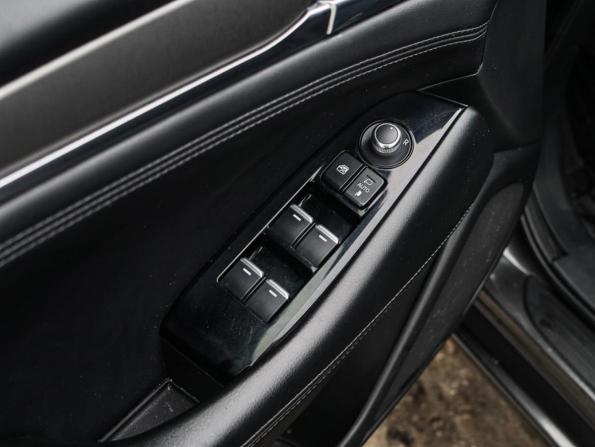 Mazda 6 III (GJ) Рестайлинг 2 с пробегом 2021 года, цена 2 280 000 рублей, 79194 км, седан, Автокод Объявления