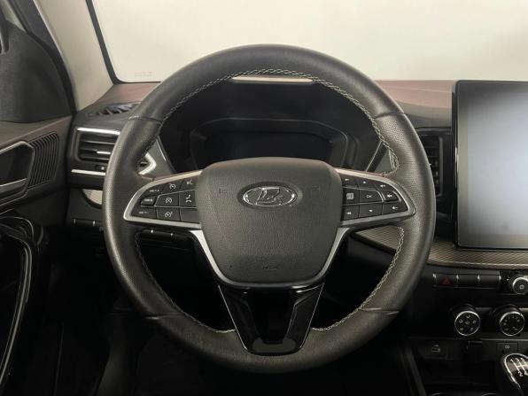 Lada (ВАЗ) Vesta I Рестайлинг (NG) с пробегом 2023 года, цена 1 349 000 рублей, 48430 км, седан, Автокод Объявления