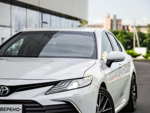 Toyota Camry VIII (XV70) Рестайлинг с пробегом 2021 года, цена 3 700 000 рублей, 44919 км, седан, Автокод Объявления