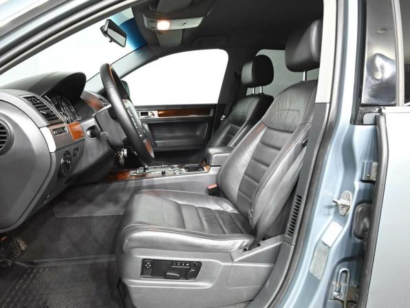 Volkswagen Touareg I Рестайлинг с пробегом 2008 года, цена 1 150 000 рублей, 228810 км, внедорожник, Автокод Объявления