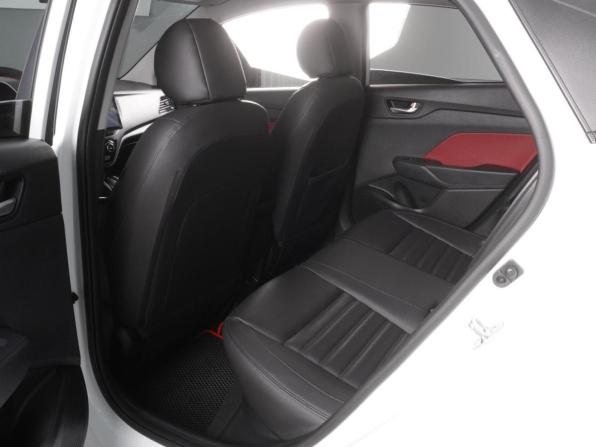 Hyundai Solaris II Рестайлинг с пробегом 2020 года, цена 1 849 000 рублей, 60476 км, седан, Автокод Объявления