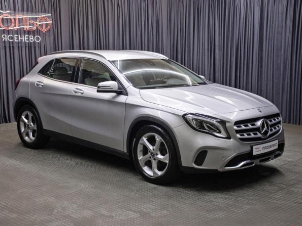 Mercedes-Benz GLA I (X156) Рестайлинг с пробегом 2018 года, цена 2 449 000 рублей, 54698 км, внедорожник, Автокод Объявления
