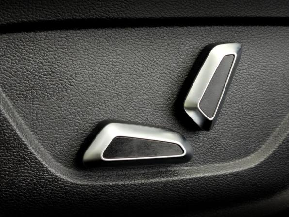 Geely Coolray I Рестайлинг с пробегом 2023 года, цена 2 060 000 рублей, 49909 км, внедорожник, Автокод Объявления