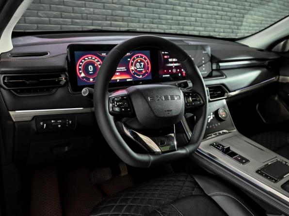 Exeed TXL I Рестайлинг с пробегом 2023 года, цена 2 400 000 рублей, 68590 км, внедорожник, Автокод Объявления