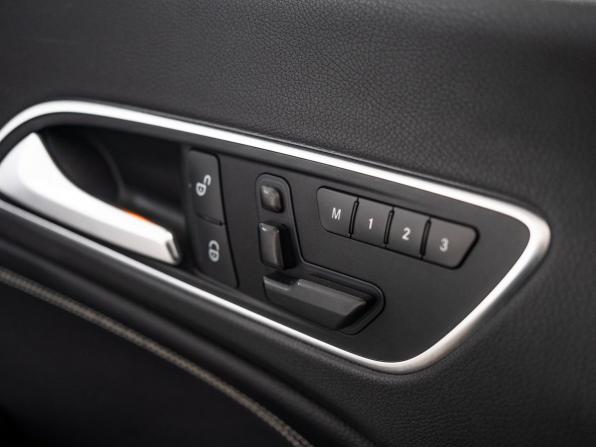 Mercedes-Benz CLA I (C117 X117) с пробегом 2013 года, цена 1 500 000 рублей, 154945 км, седан, Автокод Объявления
