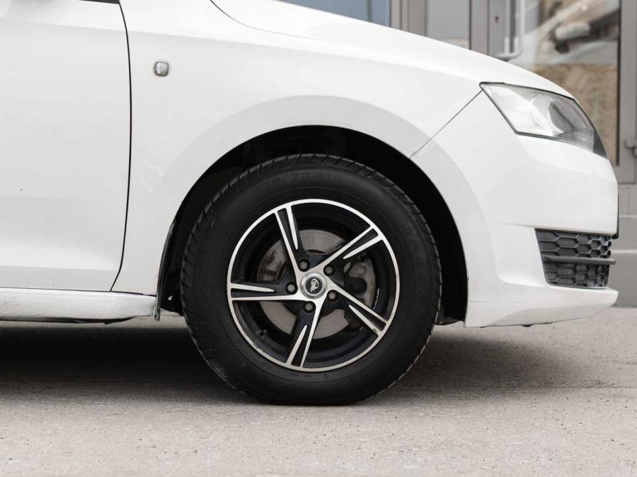 Skoda Rapid I Новосибирск  - изображение 9
