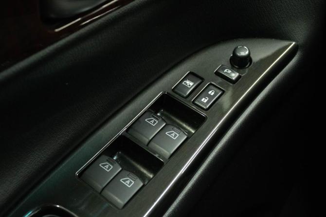 Infiniti QX50 I Рестайлинг с пробегом 2017 года, цена 2 159 000 рублей, 118825 км, внедорожник, Автокод Объявления
