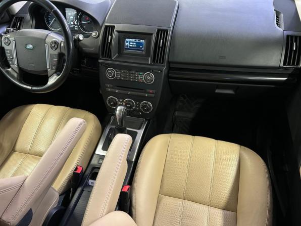 Land Rover Freelander II Рестайлинг 2 с пробегом 2014 года, цена 1 657 000 рублей, 219315 км, внедорожник, Автокод Объявления