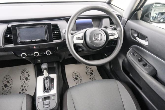 Honda Fit IV с пробегом 2022 года, цена 1 339 000 рублей, 87000 км, хэтчбек, Автокод Объявления