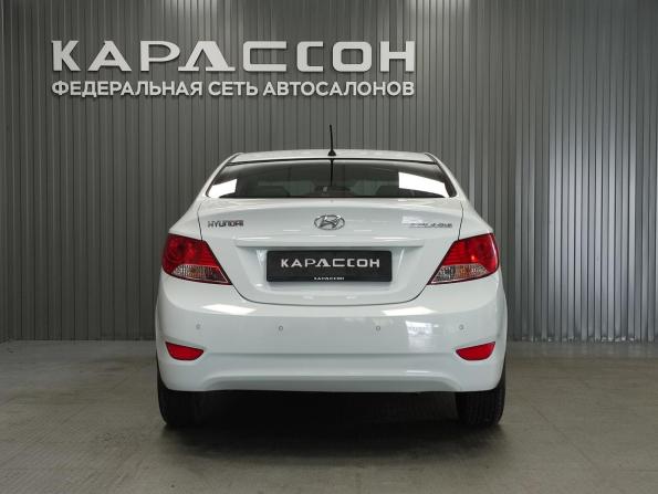 Hyundai Solaris I с пробегом 2014 года, цена 1 039 000 рублей, 163868 км, седан, Автокод Объявления