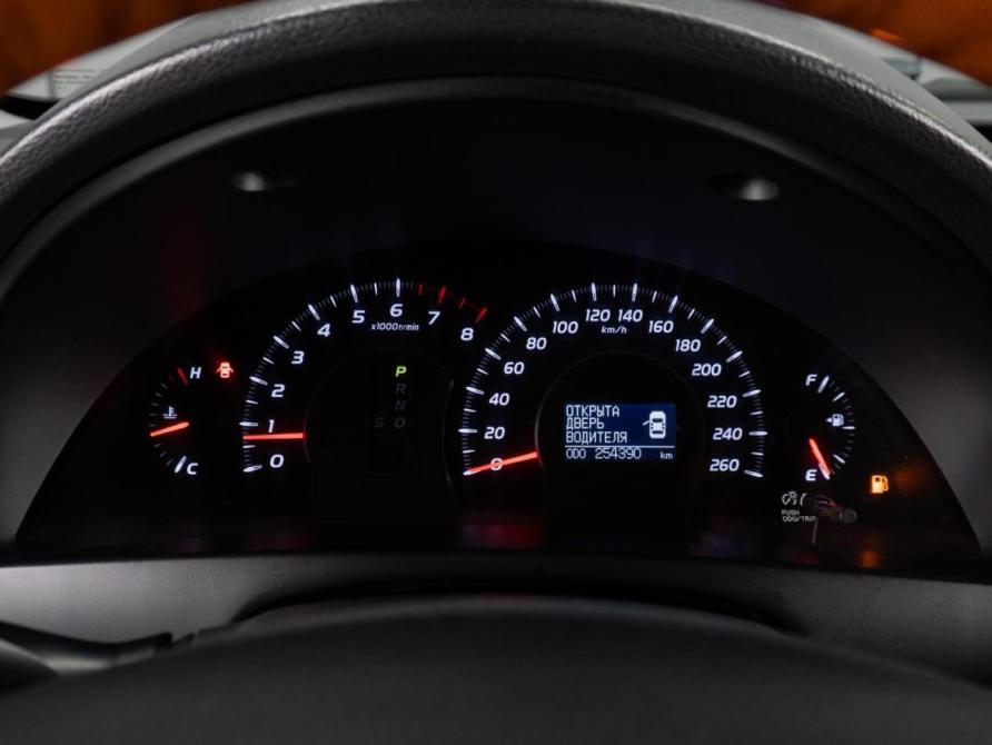 Toyota Camry VI (XV40) Рестайлинг Тюмень  - изображение 13