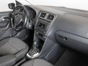 Volkswagen Polo V Рестайлинг Казань  - изображение 15