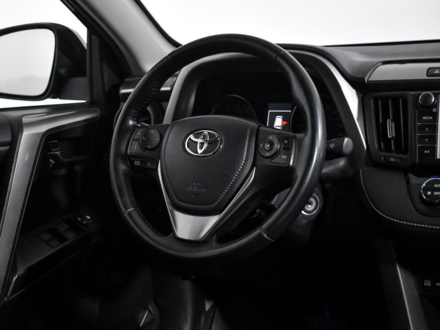 Toyota RAV4 IV (XA40) Рестайлинг Санкт-Петербург  - изображение 15