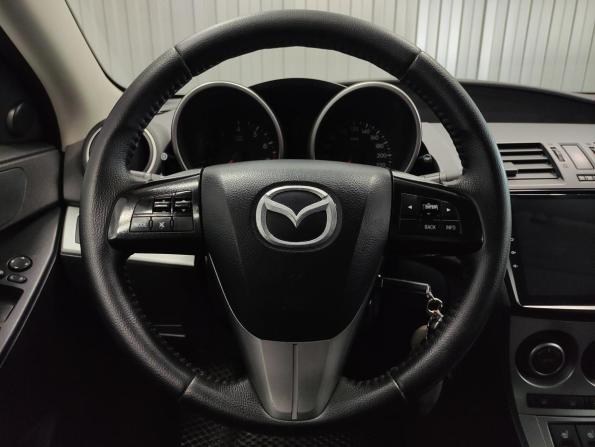 Mazda 3 II (BL) Рестайлинг с пробегом 2011 года, цена 947 000 рублей, 205589 км, седан, Автокод Объявления